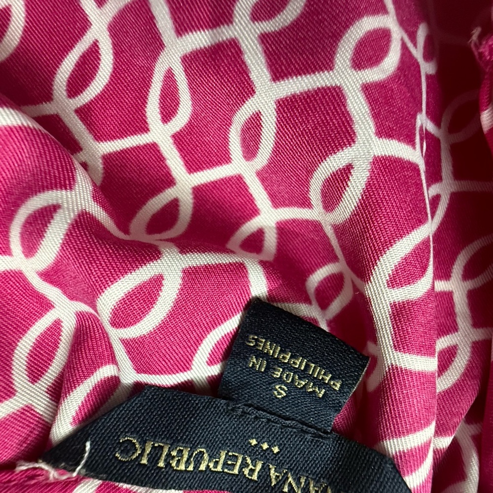 Banana republic blouse - Picture 5 of 7
